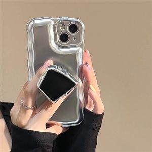 METALLIC SILVER iPHONE CASE